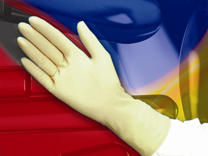 Class 100 Powder-Free Latex Gloves